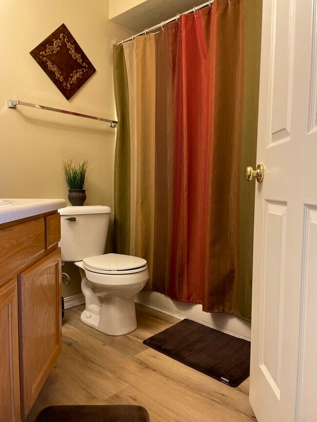 Building Photo - 1158 E 6600 S