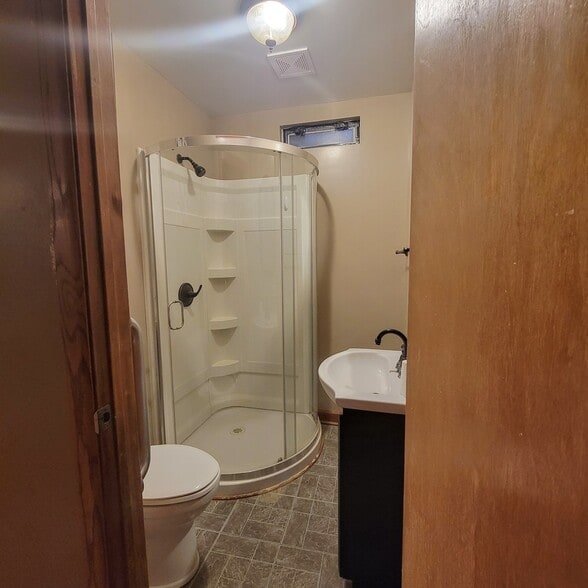 Bathroom #1 - 2053 N Lorel Ave