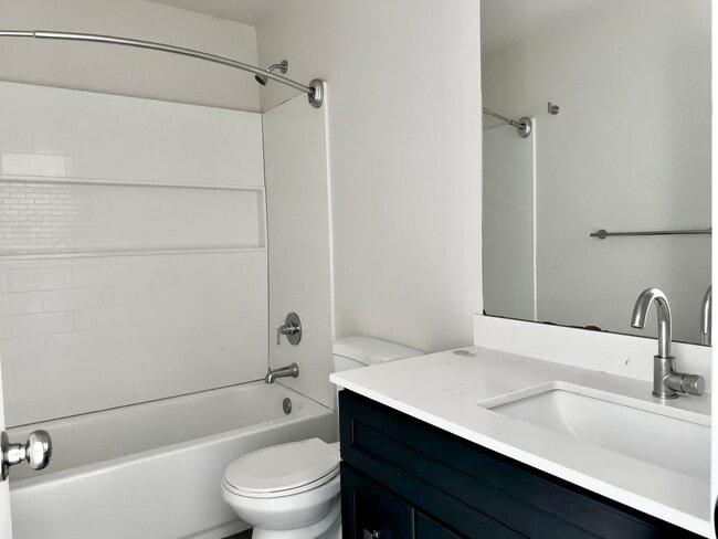 Building Photo - Stylish 4BR | 3BA Home with Den, Fenced Ba...