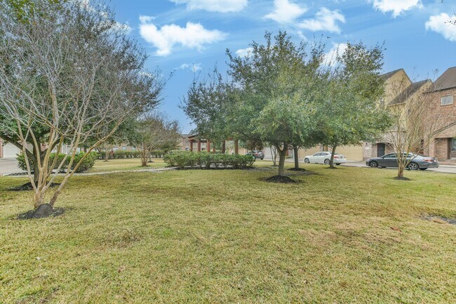 Building Photo - For Lease | 3 Bed, 2 Bath | 2,442 Sq Ft | Upland Place |