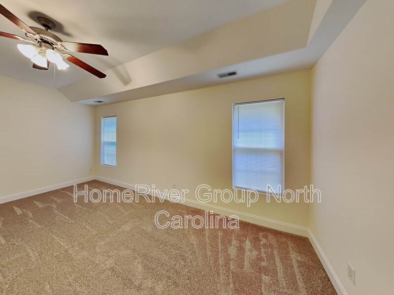Building Photo - 1820 Savannas Run Dr