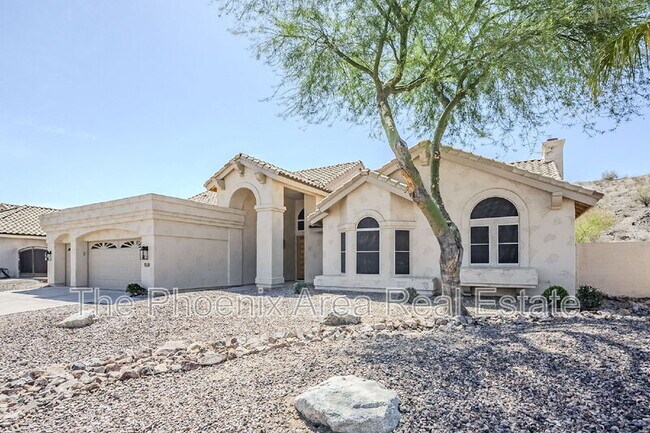 Building Photo - 1531 E Silverwood Dr