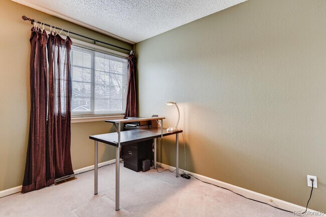 Building Photo - 5BR home in Cherry Creek Schools!