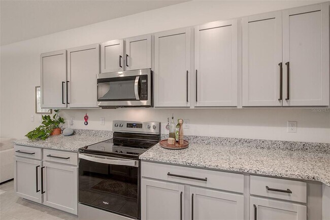 Building Photo - 11130 Crescent Deer Dr