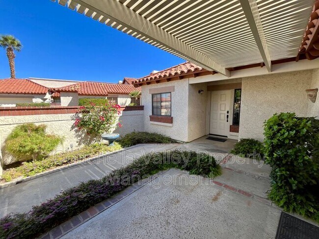 Building Photo - 112 Avellino Cir