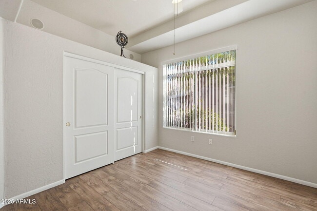 Building Photo - 1747 E Northern Ave