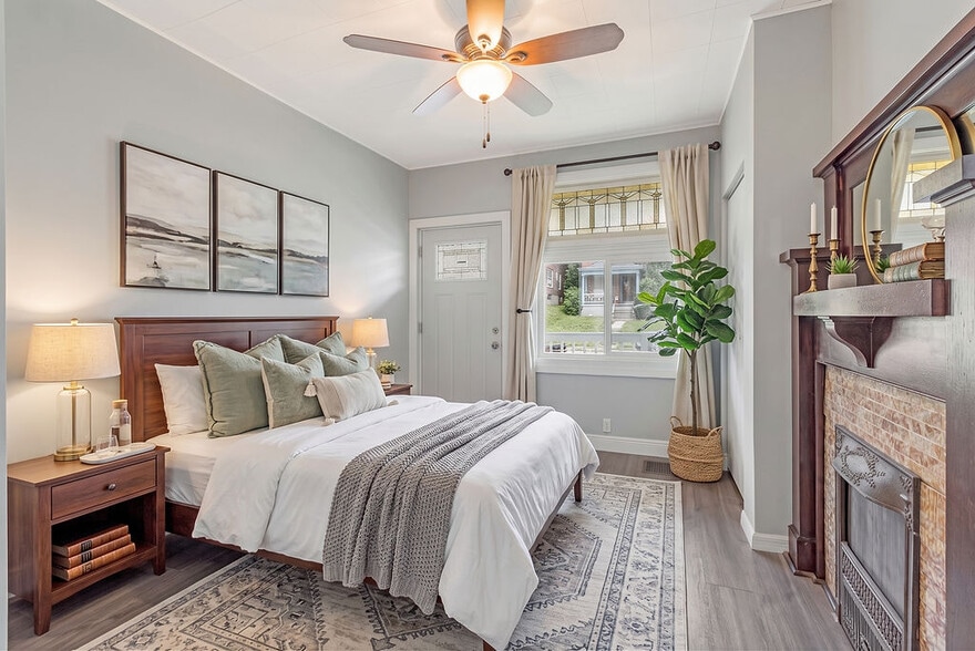 Front Bedroom staged - 5125 Carthage Ave