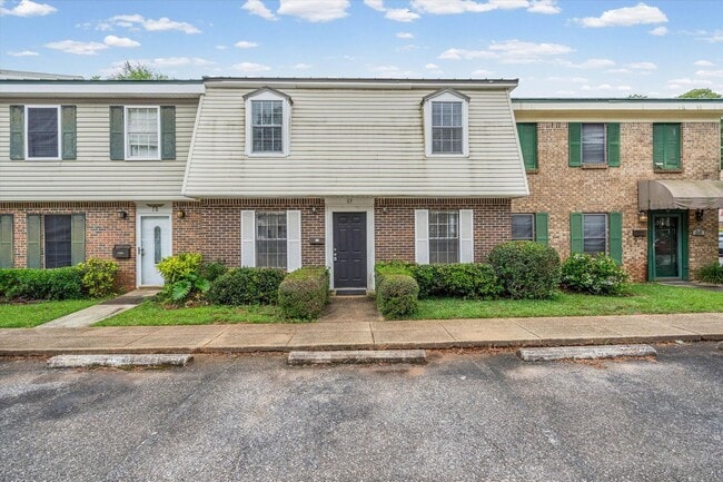 Building Photo - UPCOMING LISTING JAMESTOWNE CONDOMINIUMS
