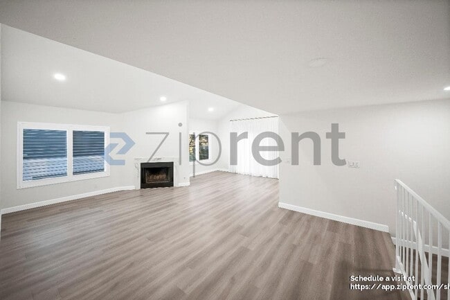 Building Photo - 1170 Golden Springs Dr