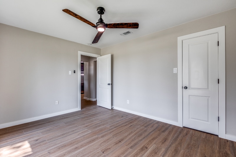 Building Photo - 1233 Mill Valley Dr