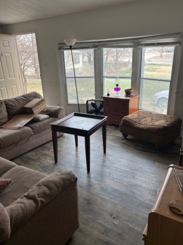 Building Photo - 3379 Family Dr