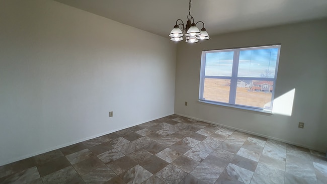 Building Photo - 1142 Dakota Dr