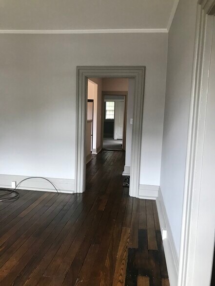 View into dining room and kitchen - 628 S 3rd St