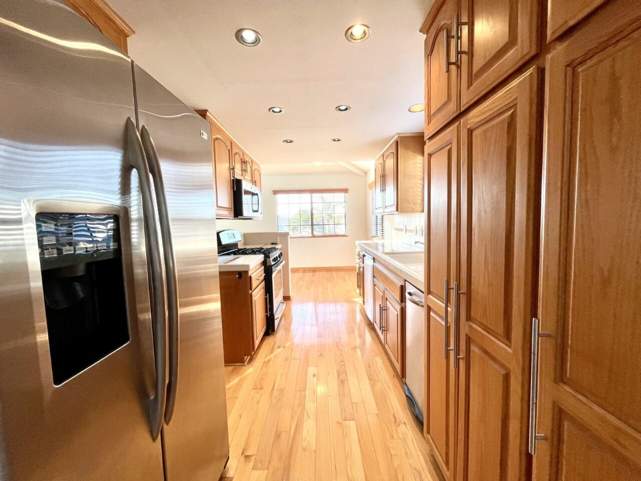 Building Photo - 107 S Lucia Ave