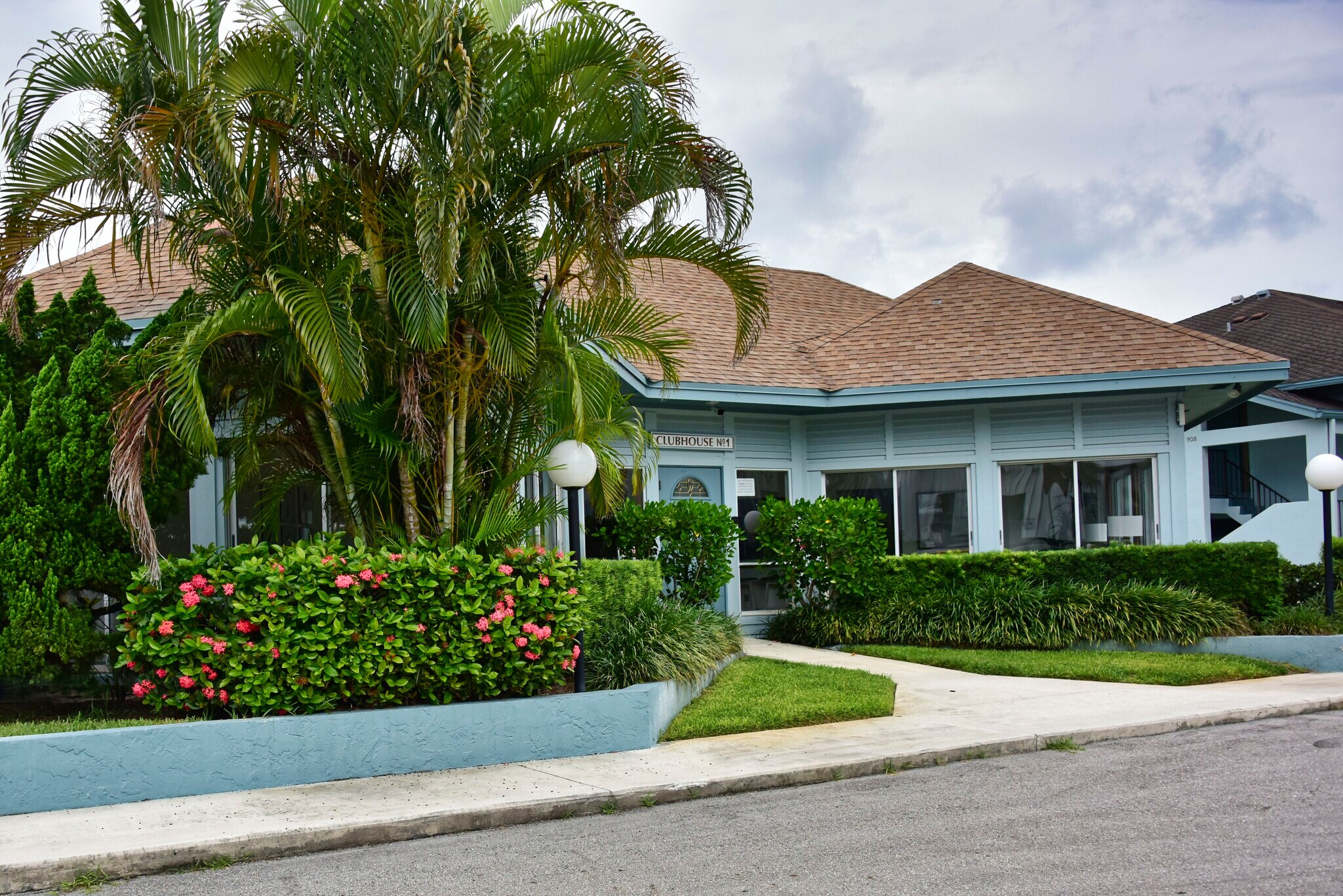 Building Photo - 950 S Kanner Hwy