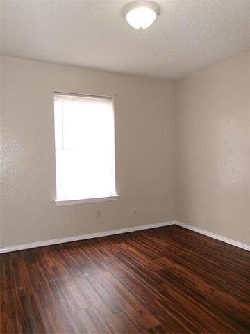 Building Photo - 1817 Family Cir