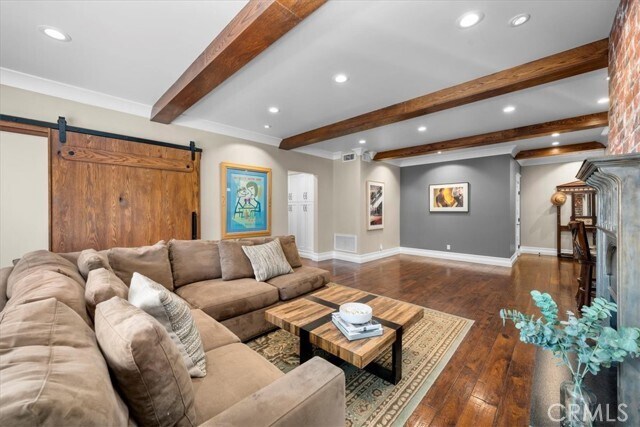 Building Photo - 1167 S Roxbury Dr