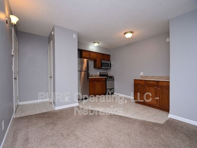 Building Photo - 540 S 30th St