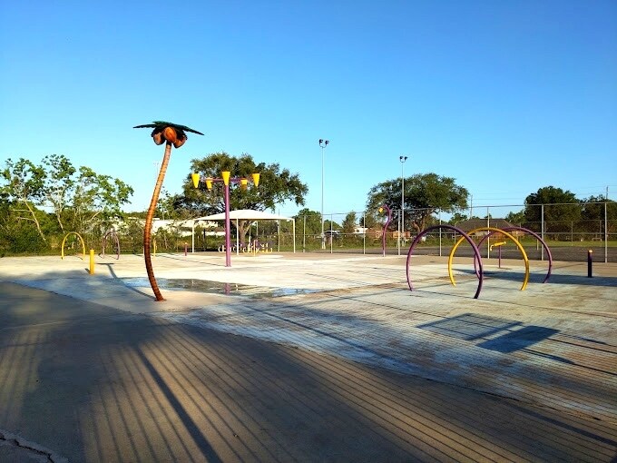 Building Photo - 564 Solomon Ln