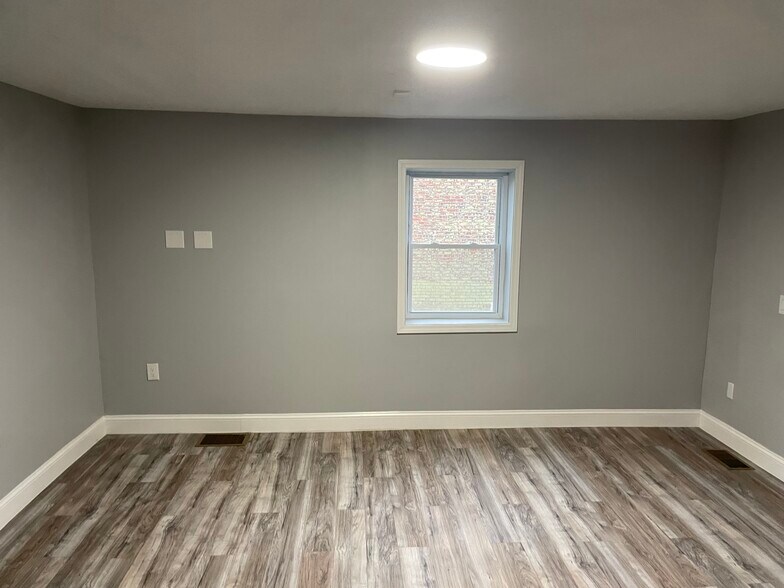 Building Photo - 3212 Juliet St