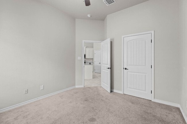 Building Photo - 1645 Palo Duro Dr