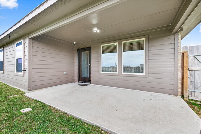 Building Photo - 21522 Violet Rdg Rd