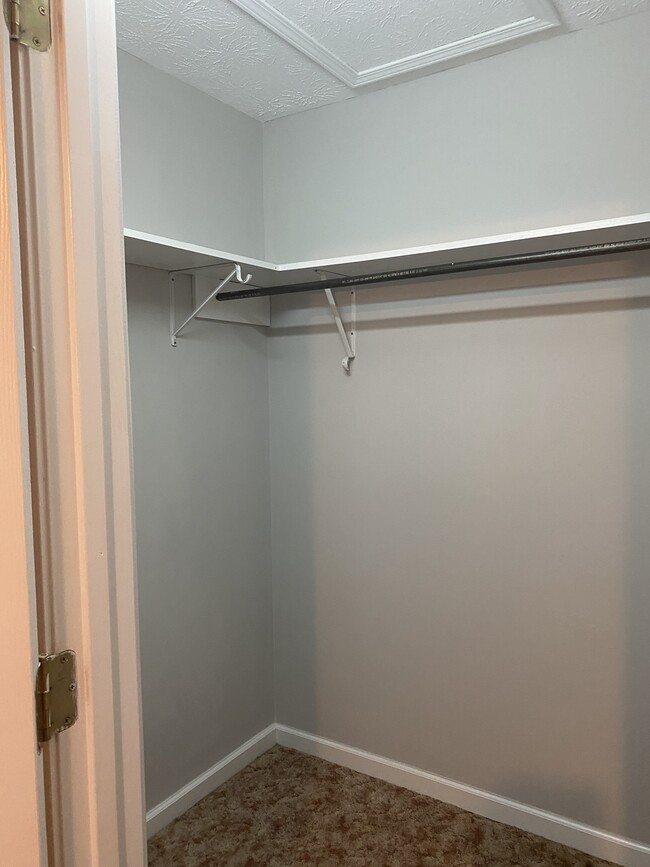 Walk in closet - 1030 Jim Fox Rd