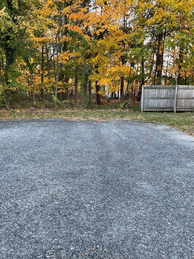 Building Photo - 50 Ridge St