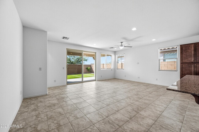 Building Photo - 14755 W Soft Wind Dr