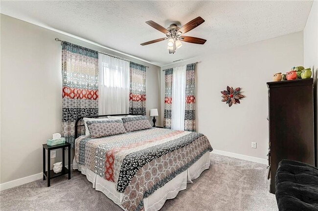 Building Photo - Beautiful 5 BR Home in Brownsburg!