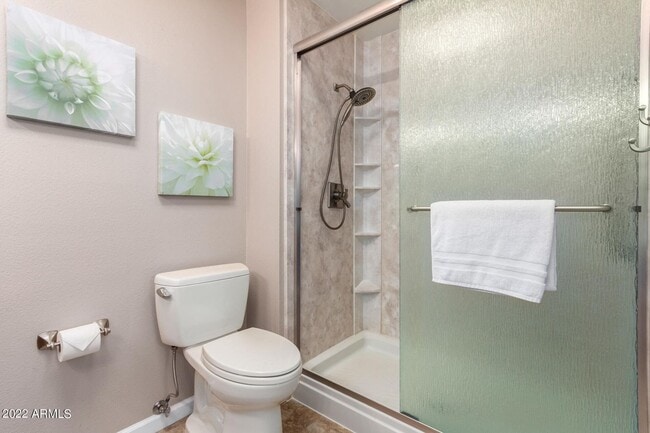 Building Photo - Your Oasis Awaits!