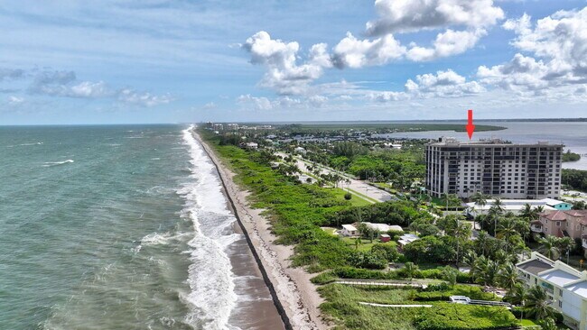 Building Photo - 801 S Ocean Dr