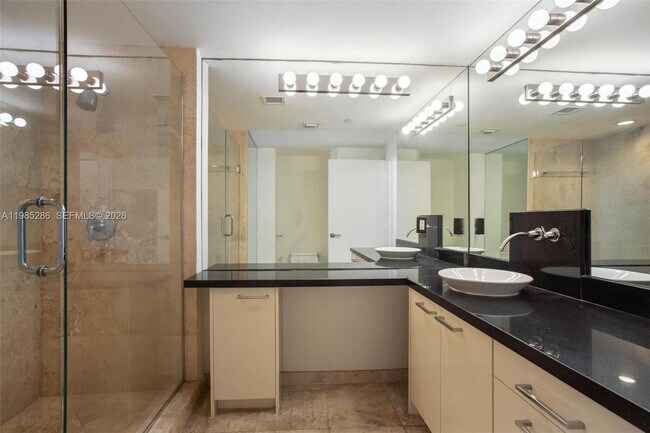 Building Photo - 200 Ocean Dr