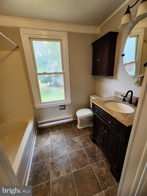 Building Photo - 4 S Farquhar St