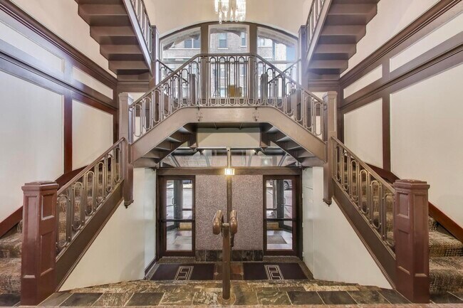 Building Photo - 780 S Federal St