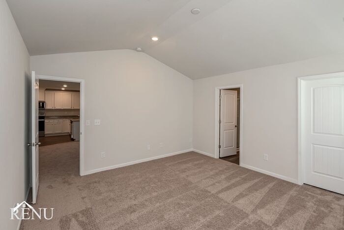 Building Photo - 243 Sundew Rd