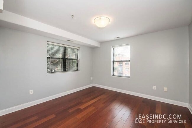 Building Photo - 1354 Euclid St NW