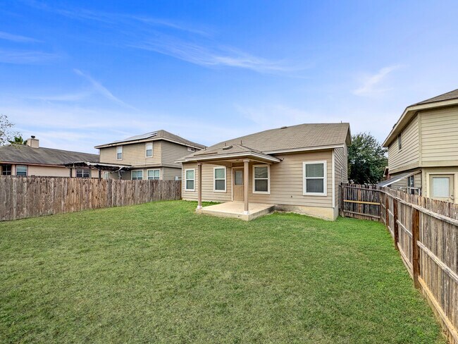 Building Photo - 1826 Strawhouse Way