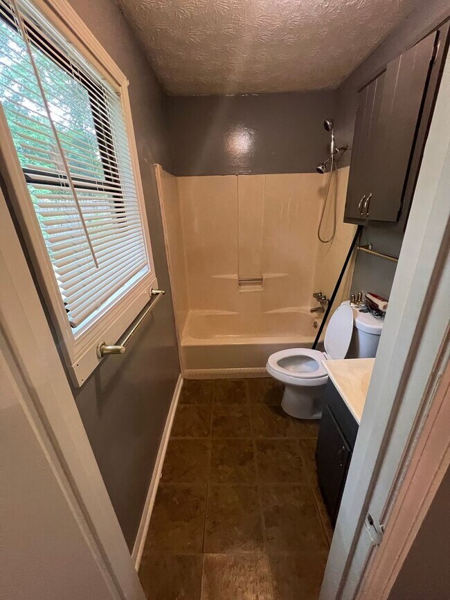 Building Photo - !!!WARNING: AVOID SCAMS CONFIRM RENTAL AT ...