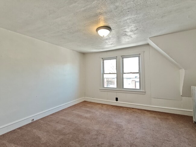 Building Photo - 48 Bellevue Terrace