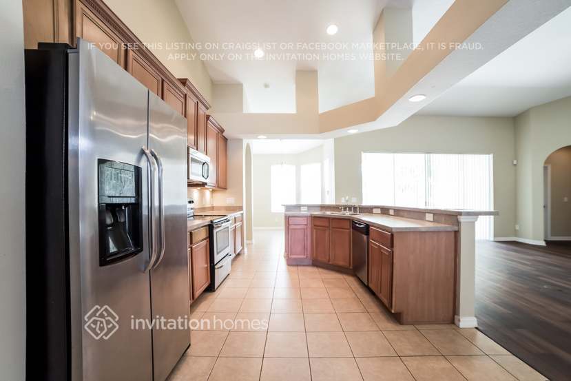 Building Photo - 1342 Jecenia Blossom Dr
