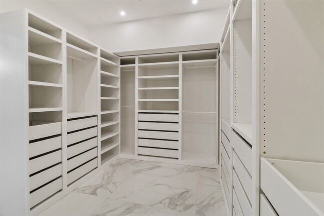 Building Photo - 3212 Preston Hills Cir