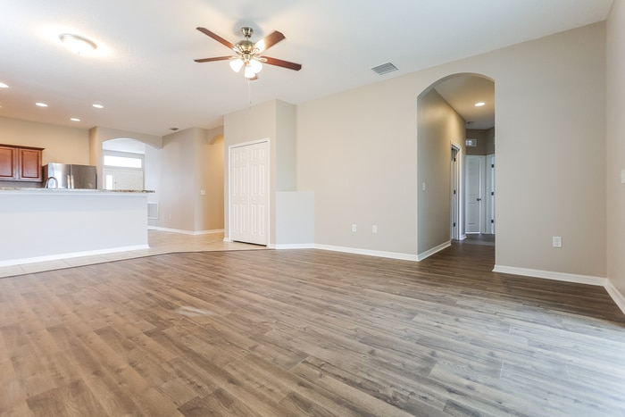 Building Photo - 30664 Satinleaf Run