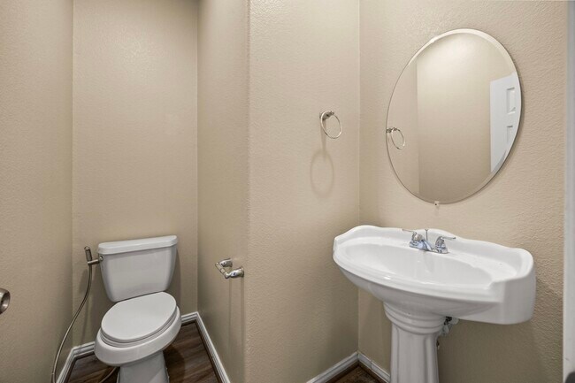 Building Photo - 17414 Aldenwilds Ln