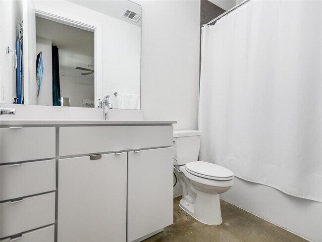 Building Photo - 505 Tillery St