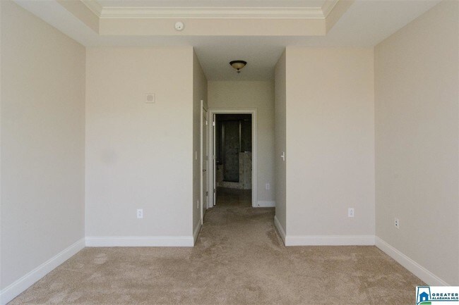 Building Photo - 2600 Highland Ave