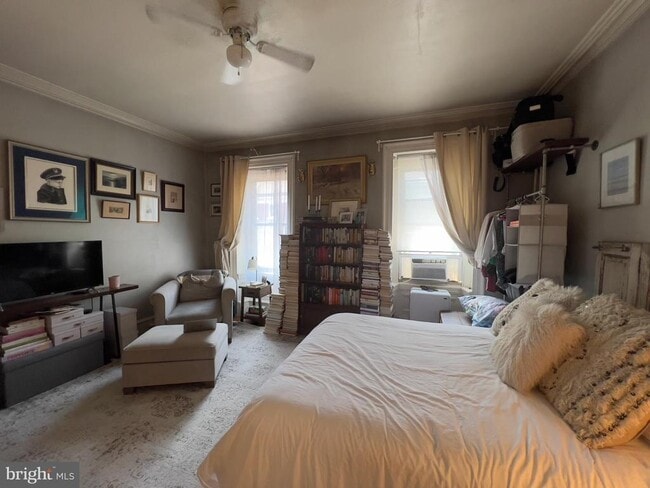 Building Photo - 257 S 20th St