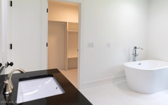 Building Photo - 5588 Wendy Ln