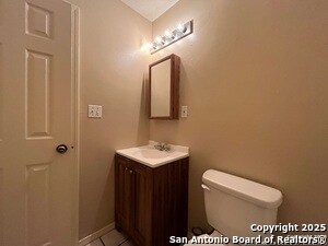 Building Photo - 5619 Lakebend W Dr