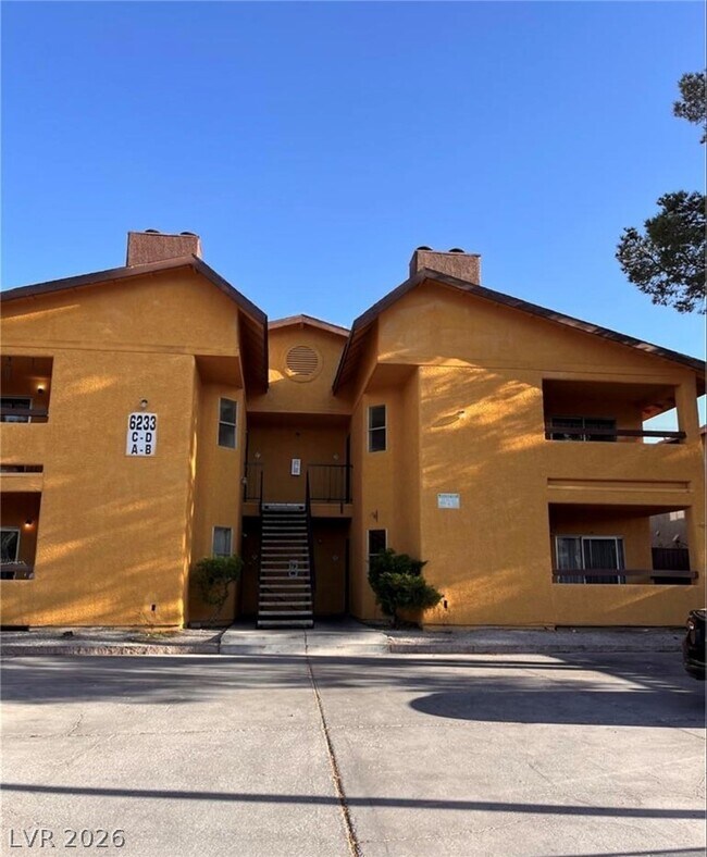 Building Photo - 6233 Ilanos Ln